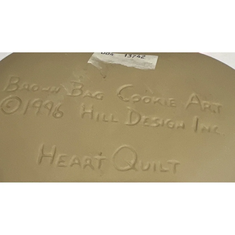 Heart‎ Quilt 1996 Brown Bag Cookie Art Vintage Heart Cookie Mold